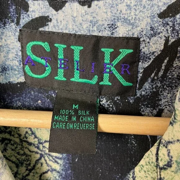 Mens Retro 90s Silk Patterned Blue Button Down Short Sleeve Shirt - Picture 2 of 8